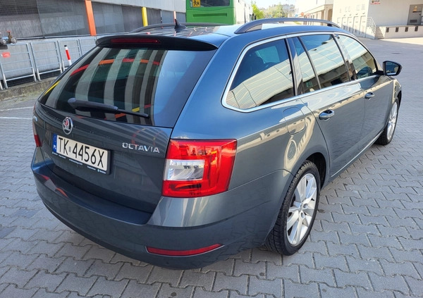 Skoda Octavia cena 60900 przebieg: 182264, rok produkcji 2019 z Kielce małe 277